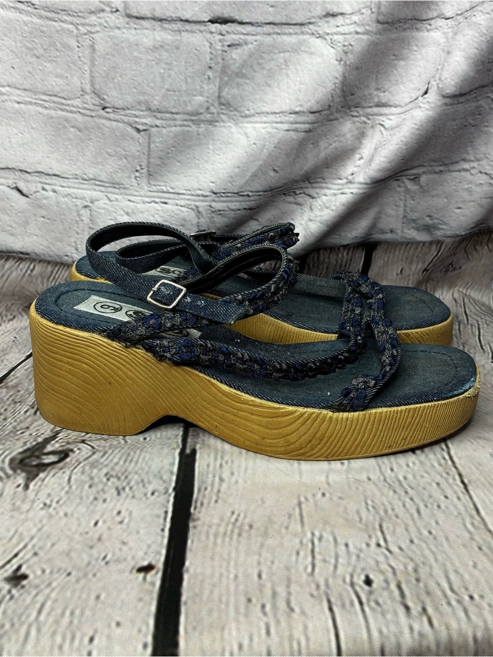 VTG Y2K SoHo Boho Bratz Chunky Wavy Faux Wood Platform Denim Strappy Sandals 9